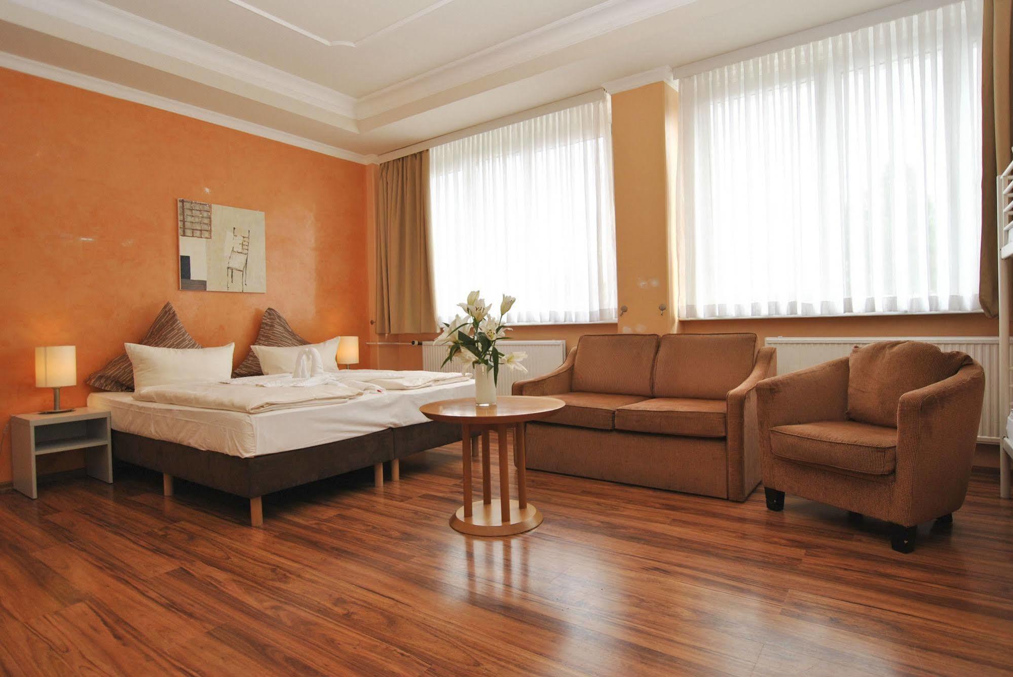 The Aga'S Hotel Βερολίνο Εξωτερικό φωτογραφία